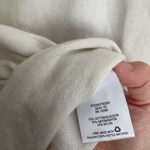 Covington small White Open-Front Sweater Vest - Picture 4 of 6